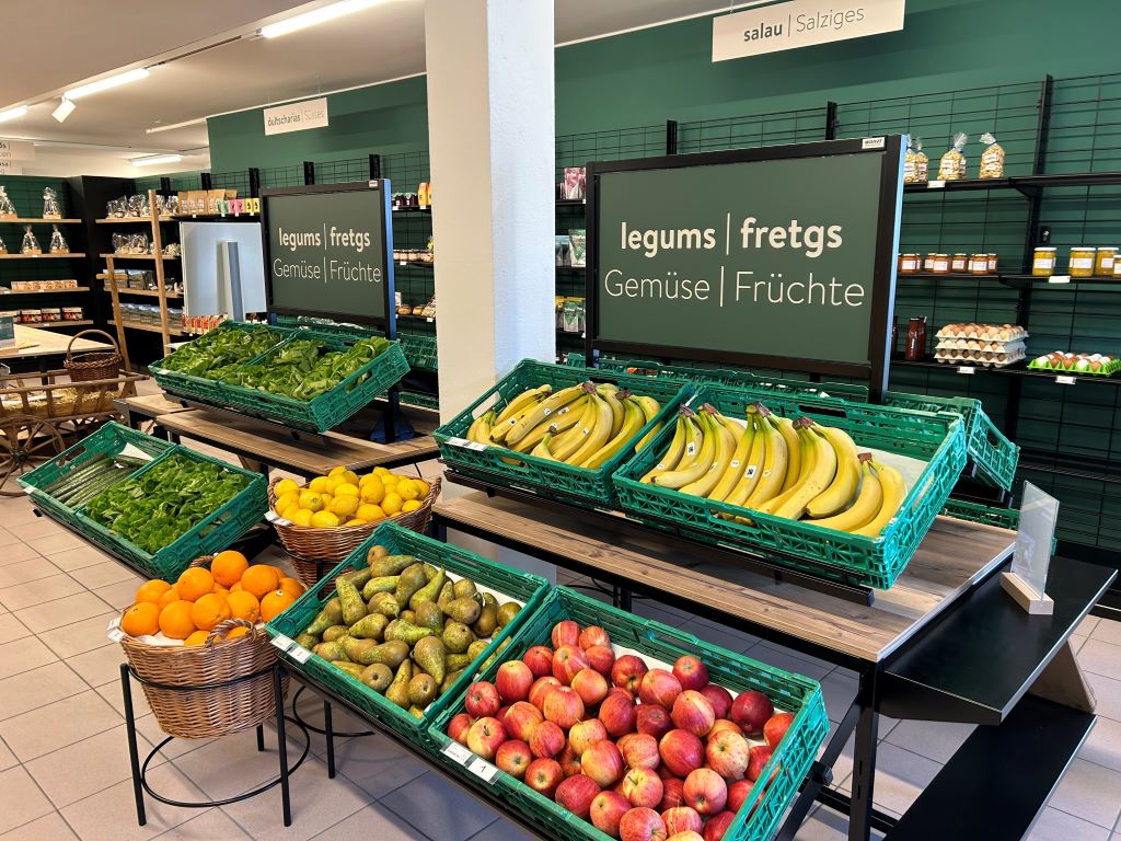 Dank Digitalisierung im Detailhandel: Frisches Gemüse rund um die Uhr im La stizun in Vignon einkaufen.